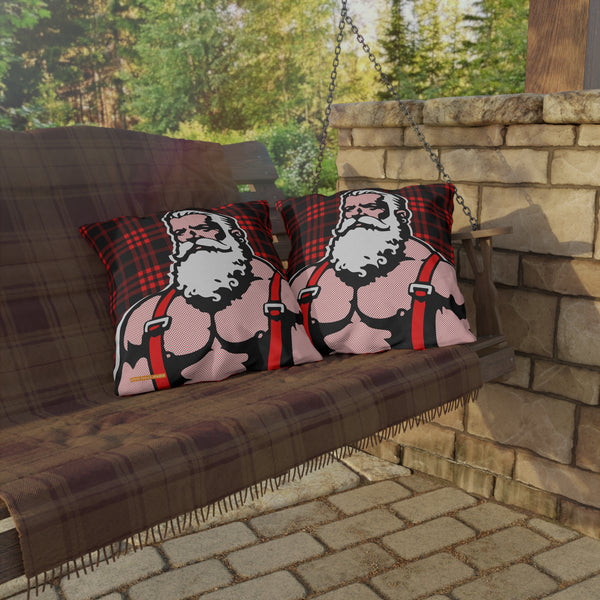 Santa 25 Outdoor Pillow