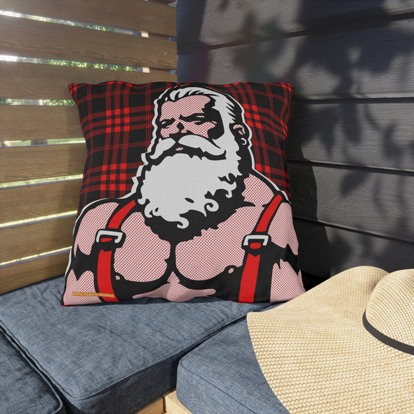 Santa 25 Outdoor Pillow