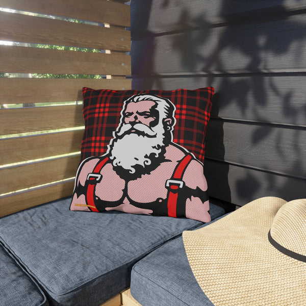 Santa 25 Outdoor Pillow