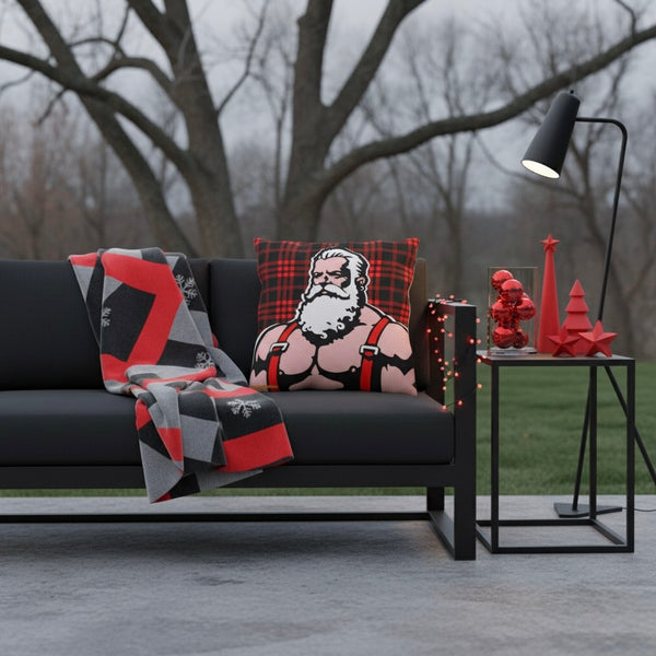 Santa 25 Outdoor Pillow